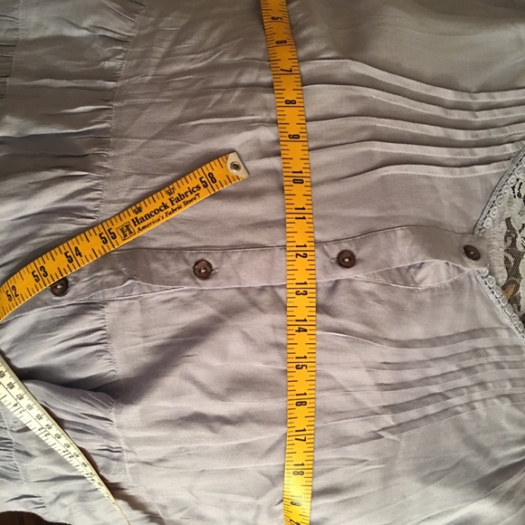 Ladies Boutique Blouse - Picture 4 of 6